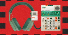 Gear News of the Week: Fairphone Lands in the US, and WhatsApp Is Finally on the Apple Watch