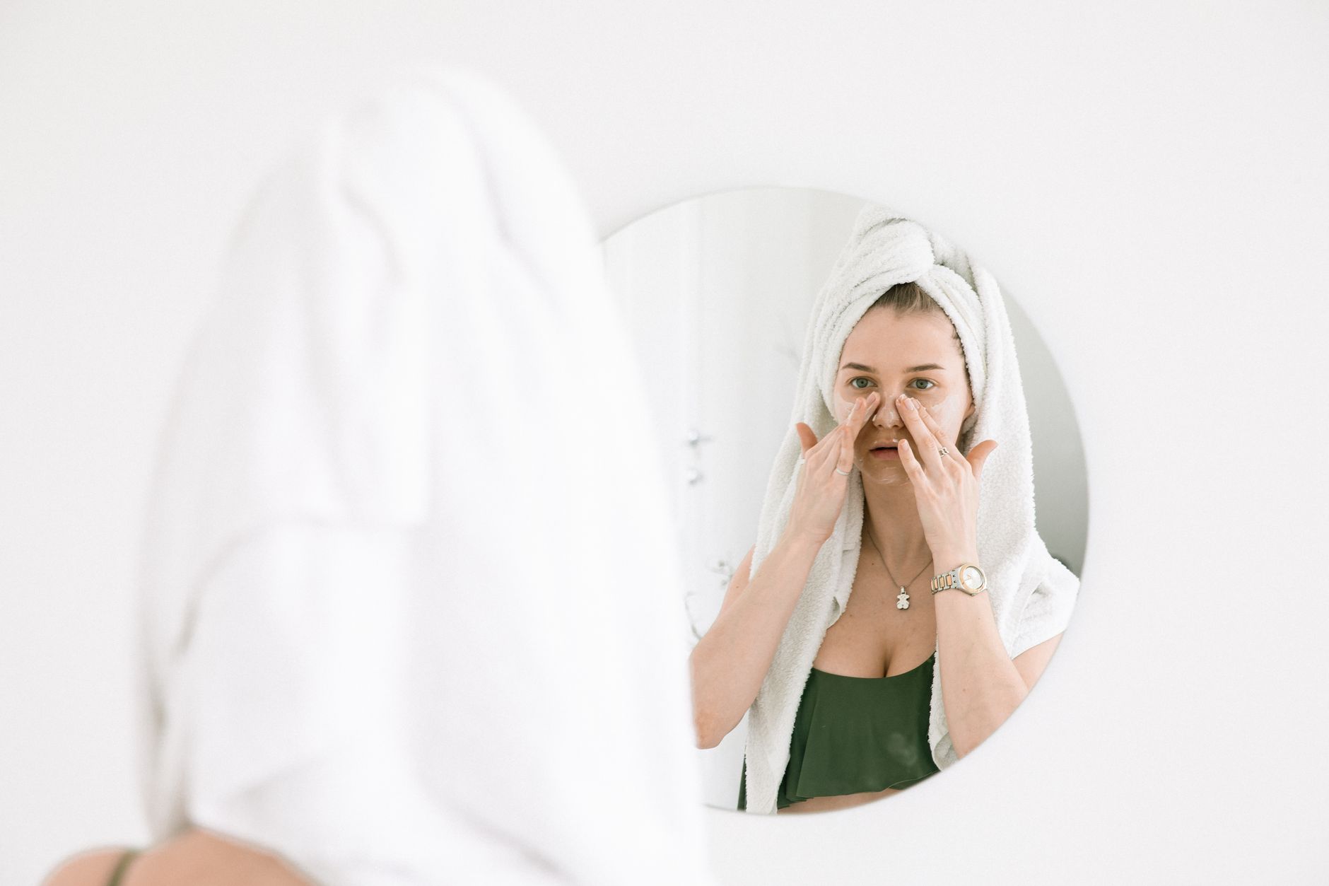 Amazon Beauty Devices - 8 Viral Amazon Beauty Devices That Give You Spa-Level Results at Home Review & Buying Guide
