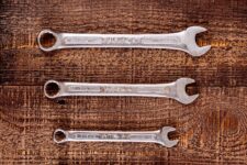 Novelty Yet Incredibly - 8 Novelty Yet Incredibly Practical Household Tools Under $20 Review