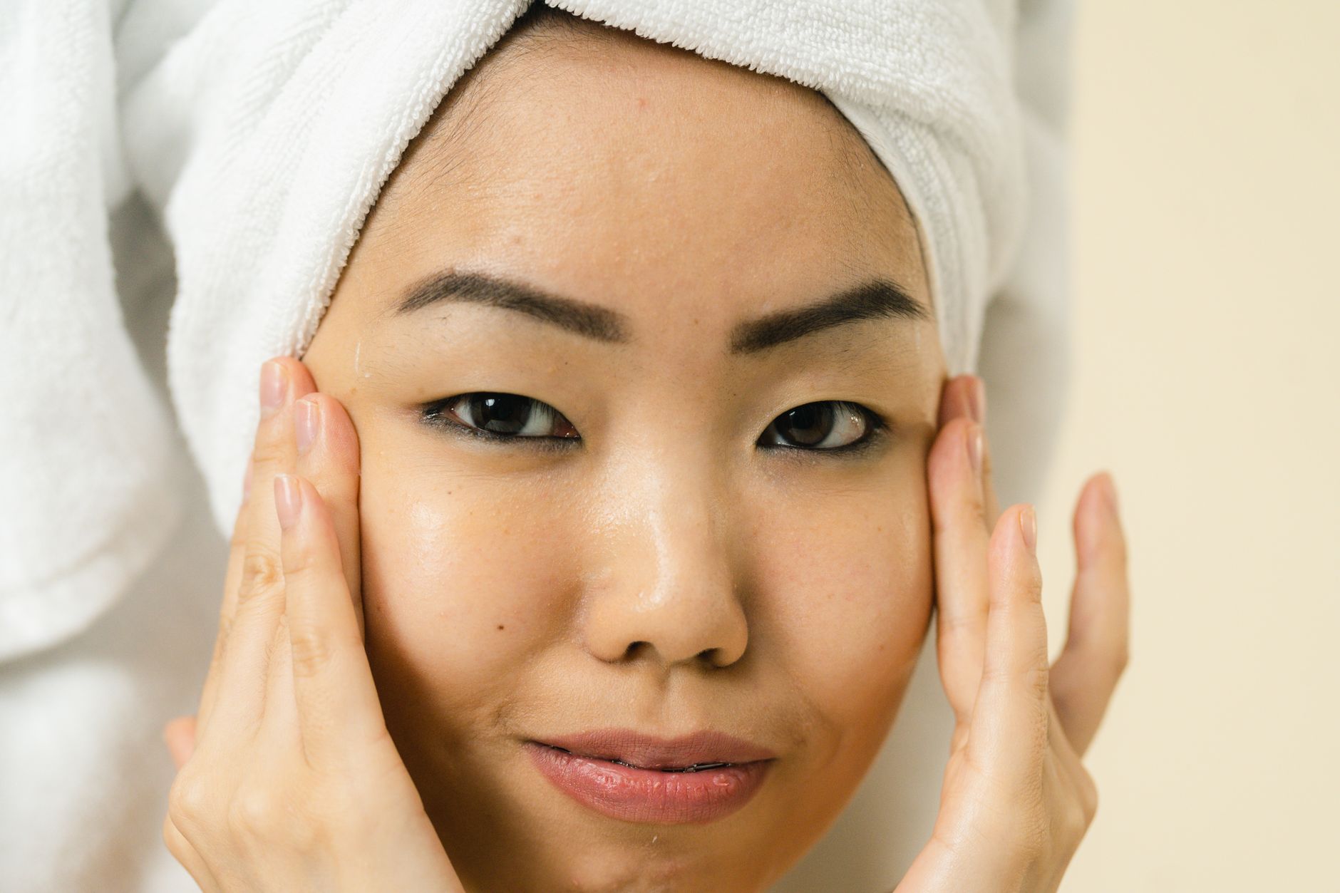 The Best LED - The Best LED Face Masks on Amazon for Wrinkles, Acne, and Collagen Boost Review & Buying Guide